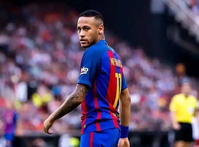 爱游戏登陆入口-内马尔重返赛场，持续失利首场状态出色，老鹰观众沸腾！上演精彩一战的简单介绍