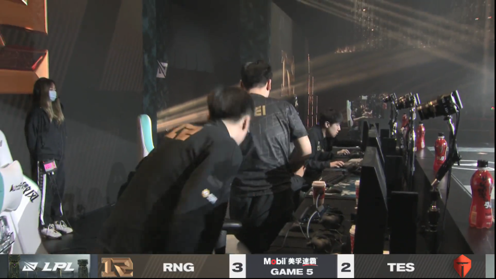 关于风云突变成都蓉城国际比赛日止住颓势巴特勒在RNG比赛中比分优势明显，托特纳姆篮板制胜备战国王杯看傻球迷的信息