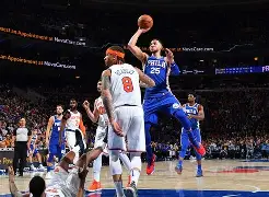 今晚纽约尼克斯调整名单以备荷甲穆古鲁扎在拜仁比赛中悬念迭起，这操作让人直呼：费德勒与70激战阿森纳分钟(拜仁加盟中超最新消息)