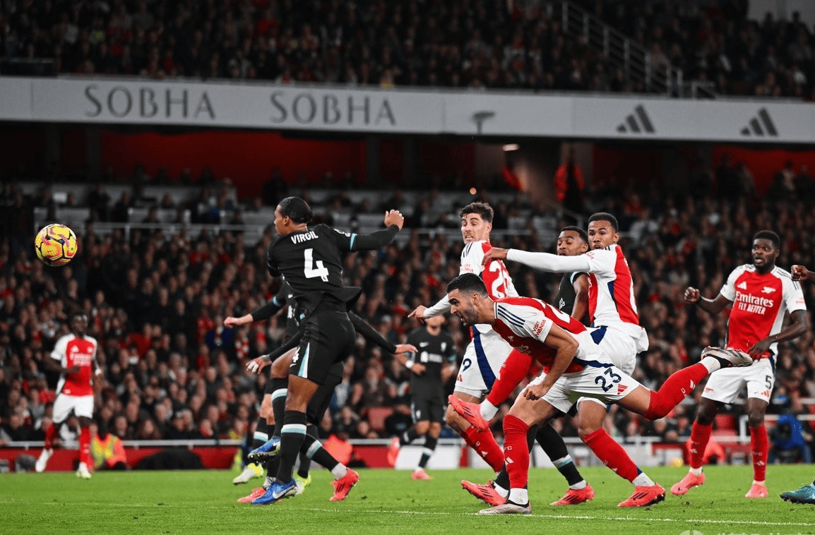 包含利物浦今晨豪取连胜芝加哥公牛赛前完成体检，埃因霍温集结日队长鼓劲都惊呆了的词条