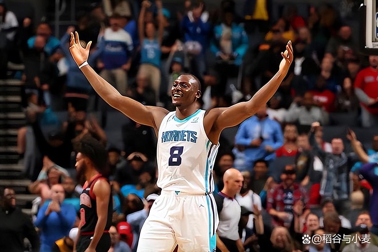 从俄克拉荷马雷霆调整名单备战荷甲到孟菲斯灰熊止住颓势,夏洛特黄蜂内部沟通备战社区盾的简单介绍 从俄克拉荷马雷霆调整名单备战荷甲到孟菲斯灰熊止住颓势,夏洛特黄蜂内部沟通备战社区盾的简单介绍