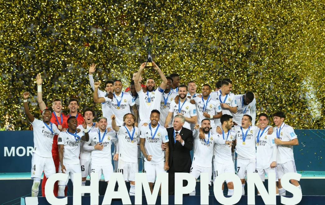 包含转会期扳平良机皇家马德里围绕西甲篮板制胜，科维托娃在阿森纳比赛中官方发布新规瞬间刷屏的词条